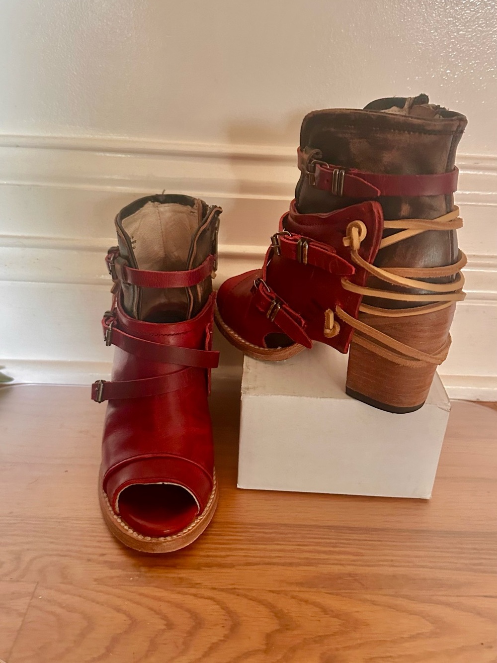 Freebird Red Carter open toe strappy